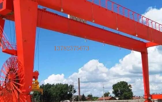 新型的智能化系統(tǒng)門式起重機的主要特點是啥 新型的智能化系統(tǒng)門式起重機的主要特點是啥